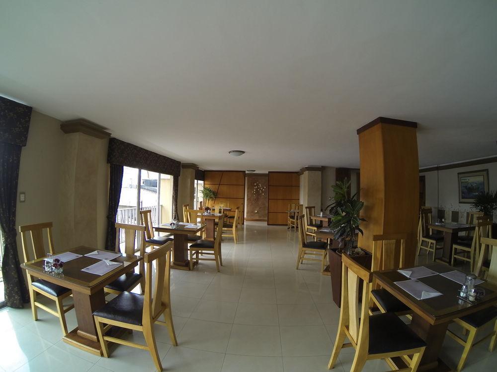 Hotel Santa Monica Cuenca Exteriör bild