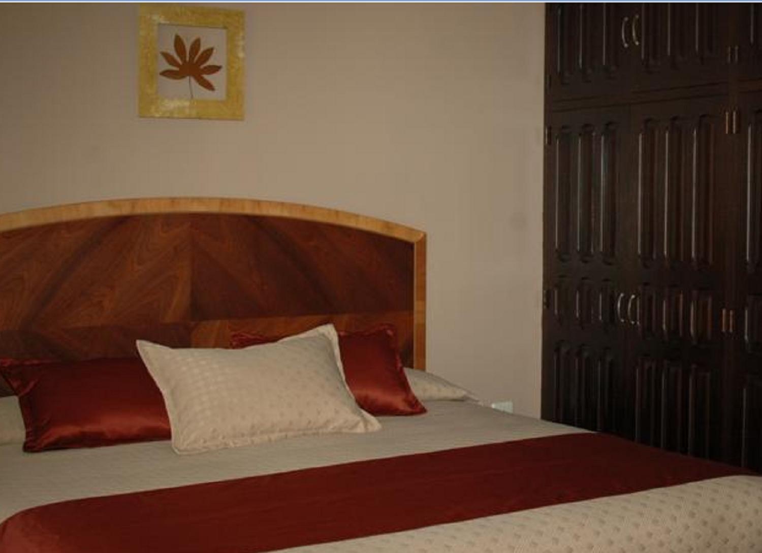 Hotel Santa Monica Cuenca Exteriör bild