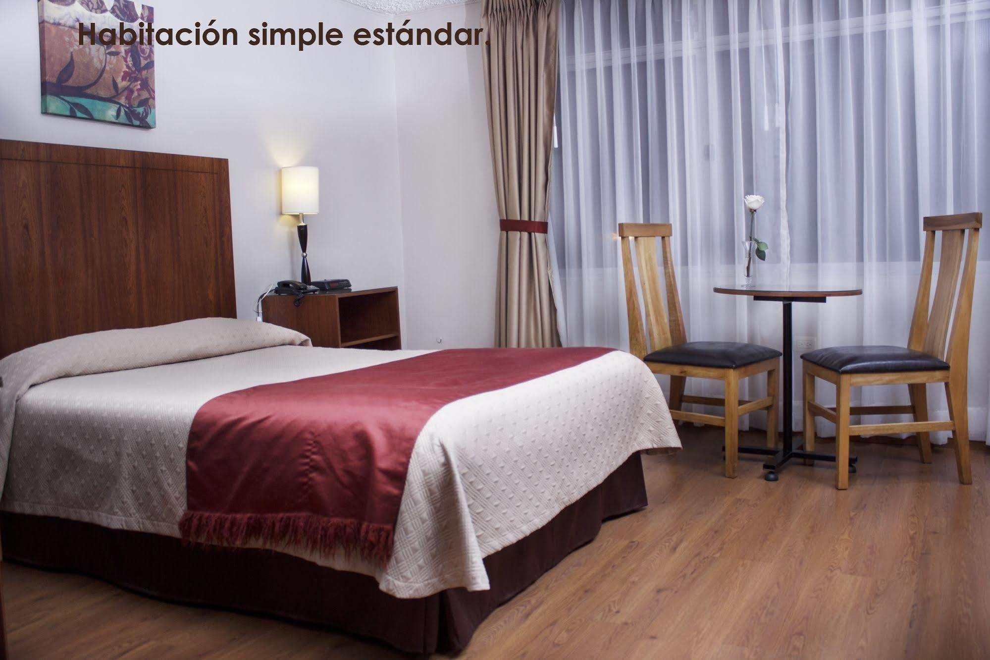 Hotel Santa Monica Cuenca Exteriör bild